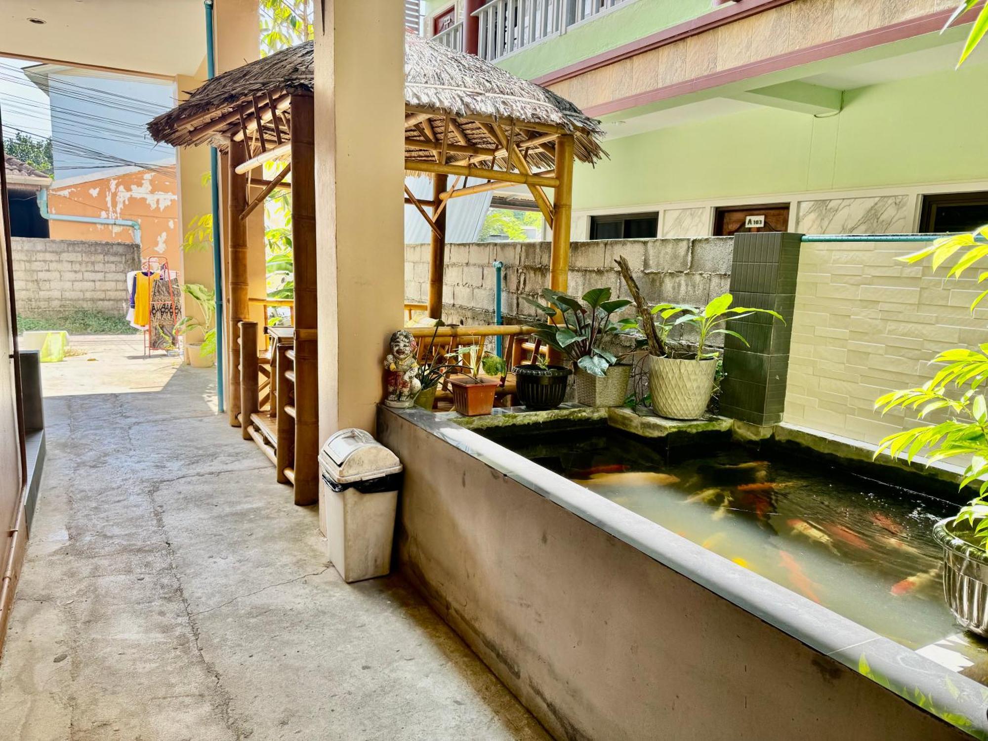 Golf House Hotel Nai Yang Bagian luar foto